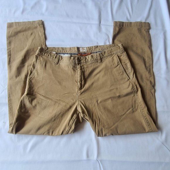 dockers athletic fit khakis